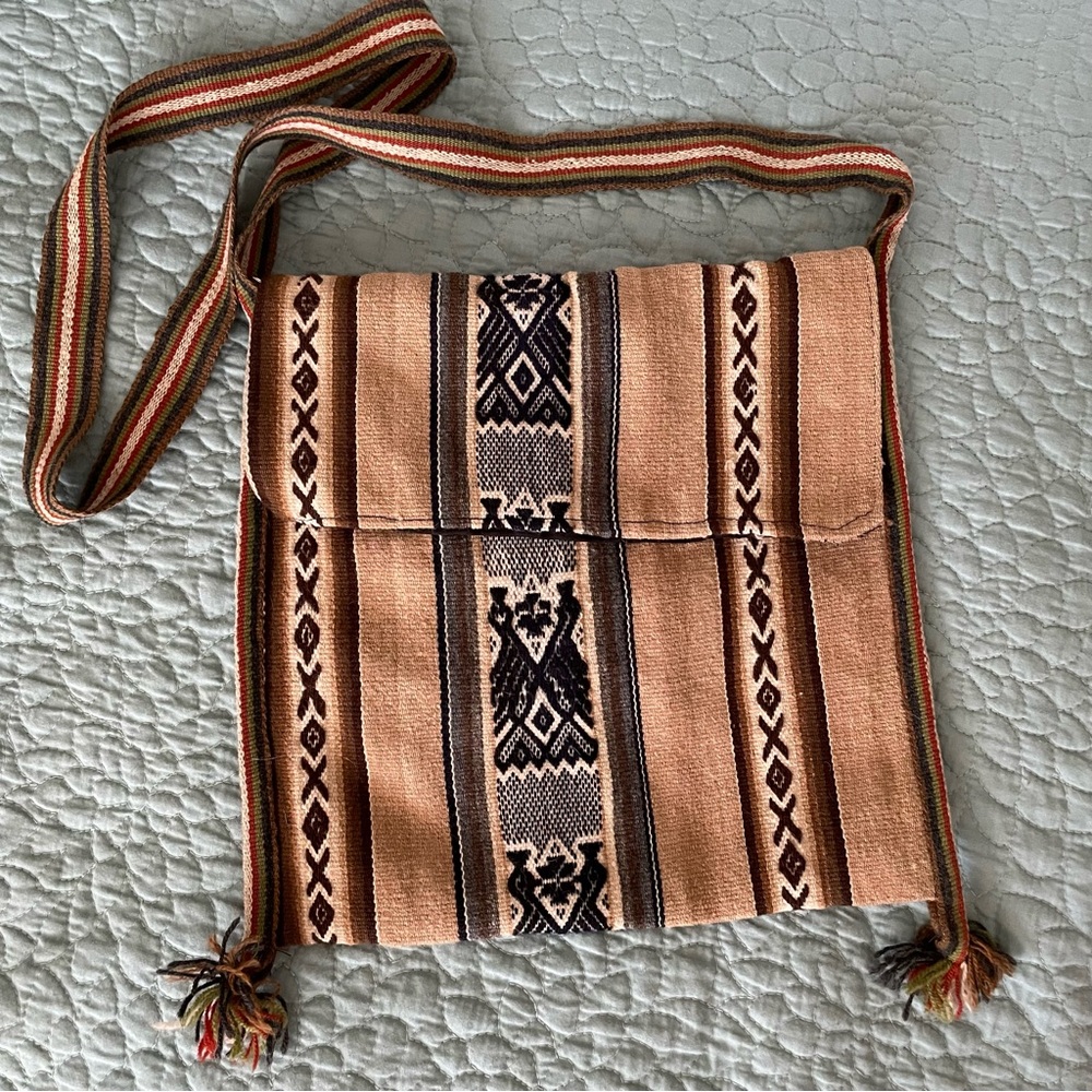 Hand Woven Earth Tone 100% Alpaca Wool Shoulder Bag